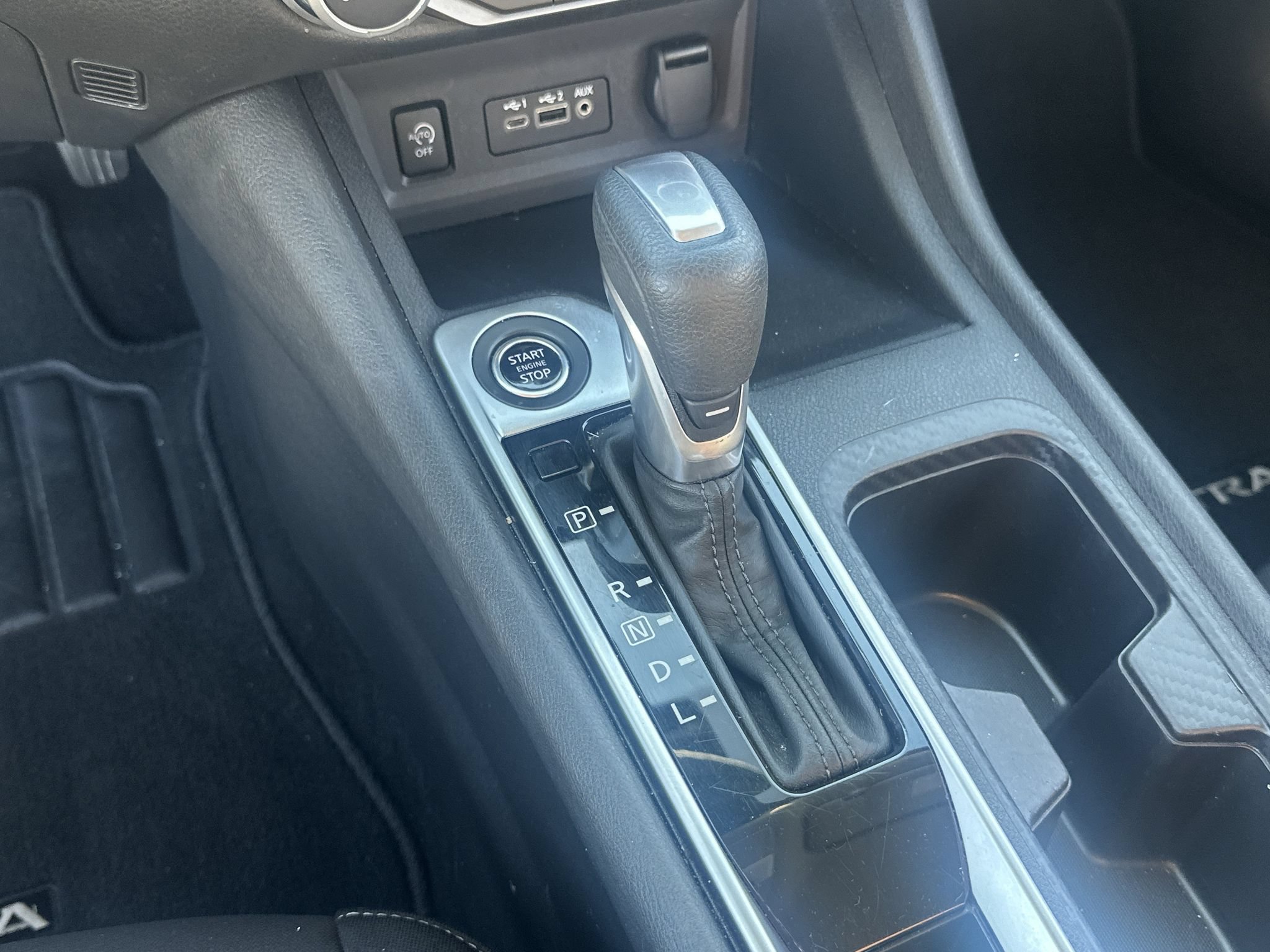 Used 2024 Nissan Sentra SV FWD image 29