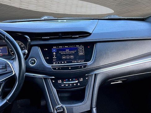 Used 2020 Cadillac XT5 Luxury FWD image 5
