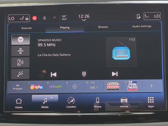 Used 2025 Chrysler Pacifica Select FWD image 21