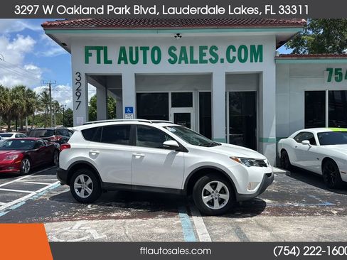 Used 2013 Toyota RAV4 XLE FWD image 1