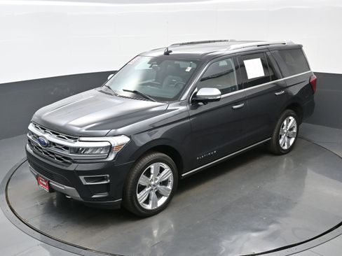 Used 2023 Ford Expedition Platinum image 38