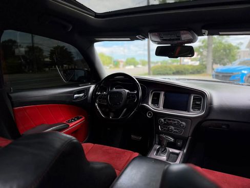 Used 2021 Dodge Charger Scat Pack RWD image 12