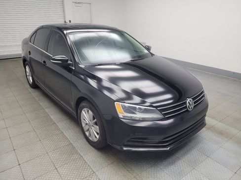 Used 2016 Volkswagen Jetta SE FWD image 13