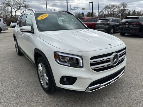 Used 2023 Mercedes-Benz GLB 250 4MATIC image 4
