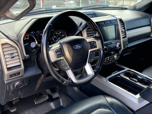 Used 2020 Ford F250 Platinum w/ FX4 Off-Road Package image 18