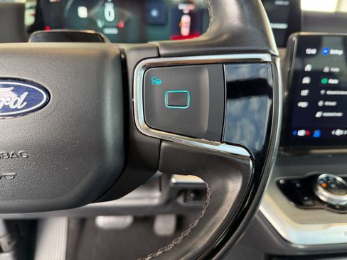 Certified 2025 Ford Expedition Max Platinum AWD/4WD image 18