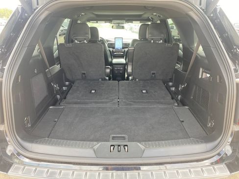 Used 2022 Ford Explorer ST w/ Equipment Group 401A AWD/4WD image 25