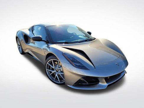 Used 2025 Lotus Emira RWD image 9