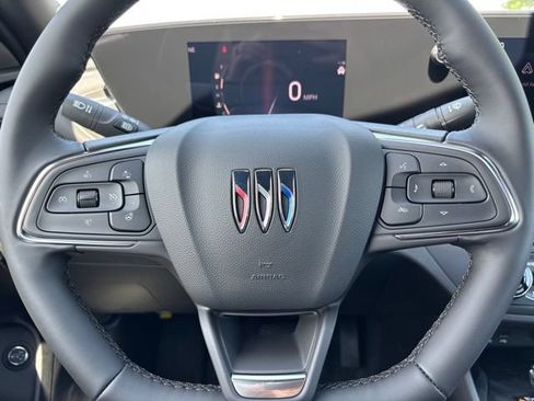 New 2026 Buick Envista Sport Touring w/ Convenience I Package FWD image 19