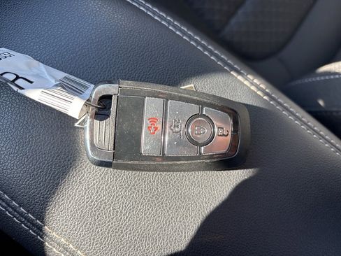 Used 2024 Ford Escape Active image 12