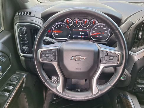 Used 2021 Chevrolet Silverado 1500 LT Trail Boss AWD/4WD image 15