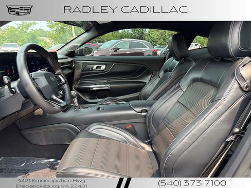 Used 2024 Ford Mustang Premium RWD image 3
