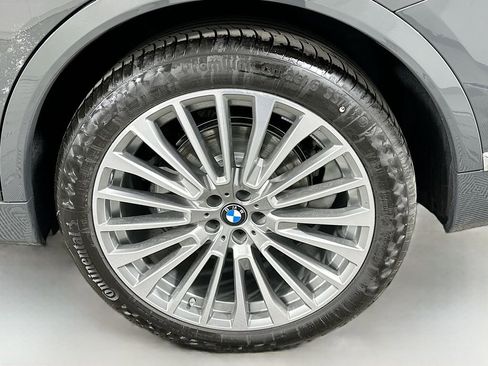 New 2026 BMW X7 xDrive40i w/ Premium Package image 23