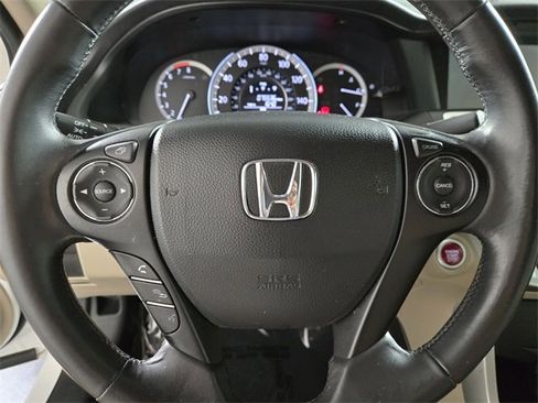 Used 2015 Honda Accord EX-L image 31