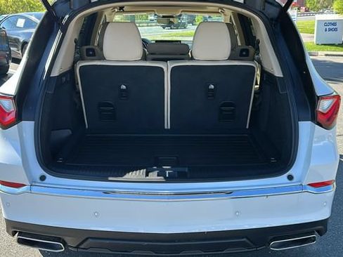 Used 2023 Acura MDX SH-AWD w/ Technology Package image 30