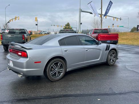 Used 2014 Dodge Charger R/T image 8