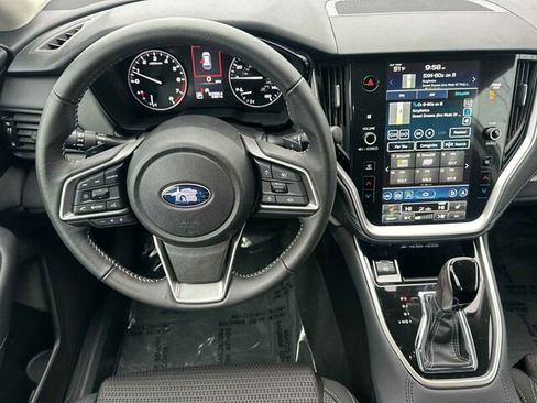 Used 2025 Subaru Outback Premium image 17