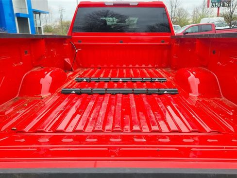 Used 2025 Chevrolet Silverado 3500 LT w/ Convenience Package AWD/4WD image 7
