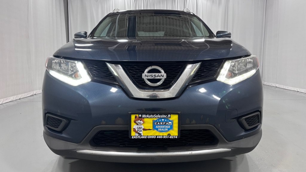 Used 2016 Nissan Rogue SV FWD image 2
