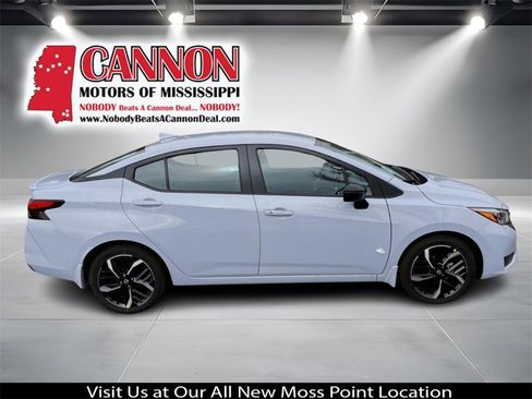 New 2025 Nissan Versa SR w/ Trunk Package image 7