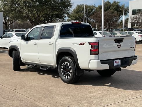 Used 2024 Nissan Frontier PRO-4X w/ Pro Convenience Package image 7
