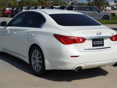 Used 2017 INFINITI Q50 3.0t Premium w/ 3.0T Premium Plus Package RWD image 8