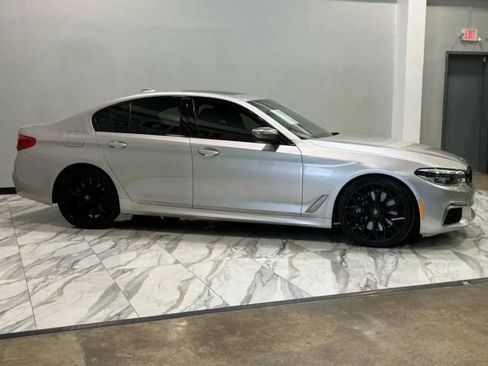 Used 2020 BMW M550i xDrive image 4