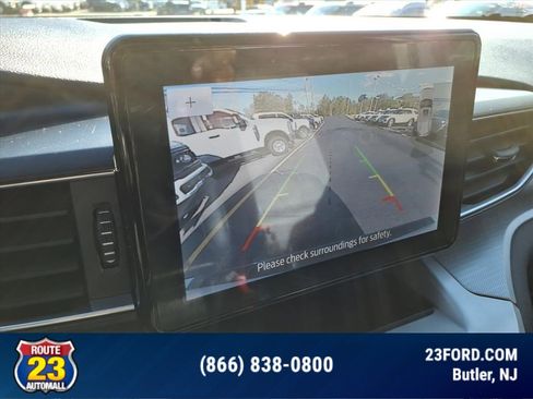 Certified 2022 Ford Explorer XLT w/ Equipment Group 202A image 21