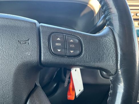 Used 2006 GMC Sierra 1500 SLT w/ Onstar Plus Package image 17