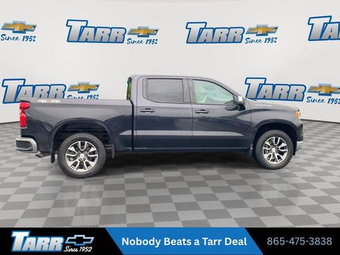 Used 2024 Chevrolet Silverado 1500 LT AWD/4WD image 9