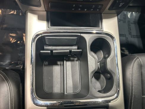 Used 2017 RAM 1500 Laramie w/ Convenience Group image 14