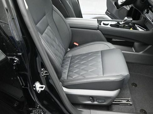 New 2026 Nissan Rogue Platinum w/ Platinum Premium Package image 37