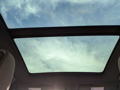 Used 2025 Audi Q3 2.0T Premium w/ Convenience Package image 26