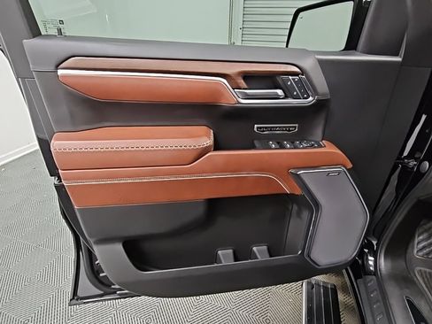 Used 2023 GMC Sierra 1500 Denali Ultimate image 30