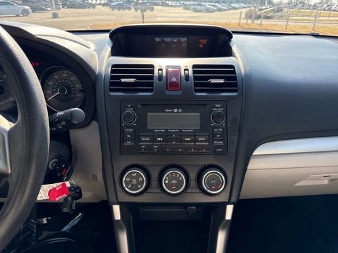Used 2015 Subaru Forester 2.5i Premium image 17