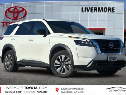 Used 2024 Nissan Pathfinder S