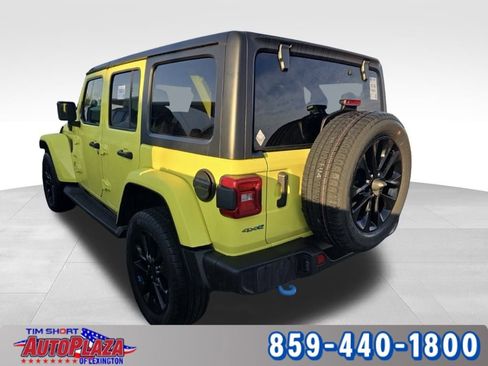 Used 2023 Jeep Wrangler Unlimited Sahara w/ Cold Weather Group image 9