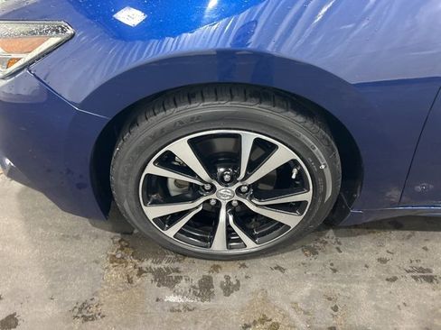 Used 2018 Nissan Maxima Platinum image 21