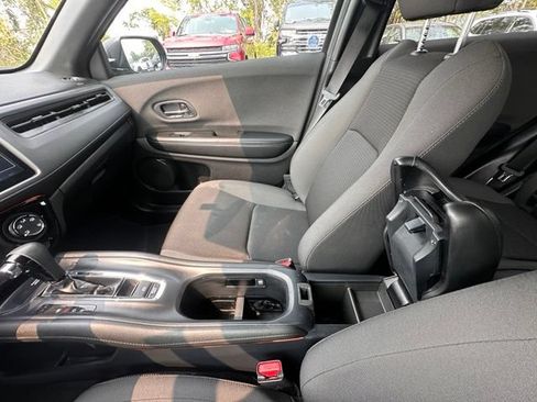 Used 2022 Honda HR-V Sport image 24