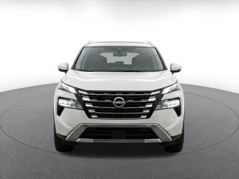 Used 2026 Nissan Rogue SL AWD/4WD image 2