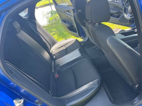 Used 2019 Honda Civic Sport image 6