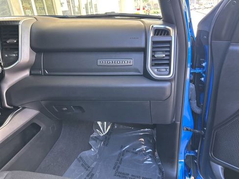 Certified 2025 RAM 1500 Big Horn image 24