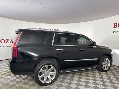Used 2016 Cadillac Escalade Base image 9