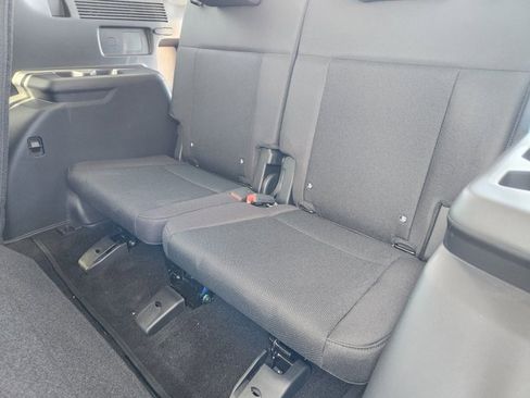 Used 2025 Hyundai Santa Fe SE image 30