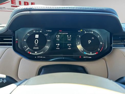 Used 2023 Land Rover Range Rover Sport SE image 13