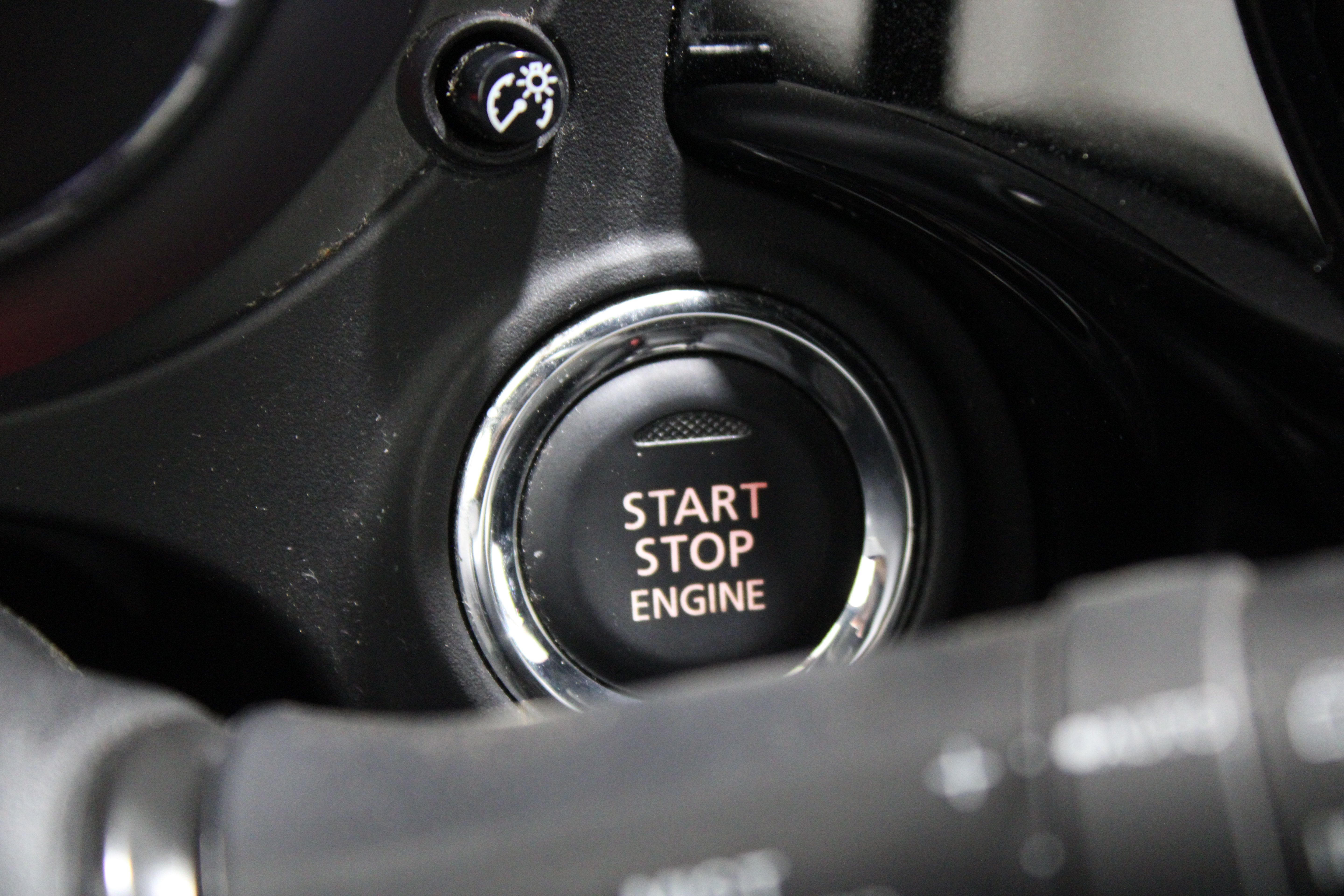 Used 2020 Mitsubishi Outlander SE FWD image 27