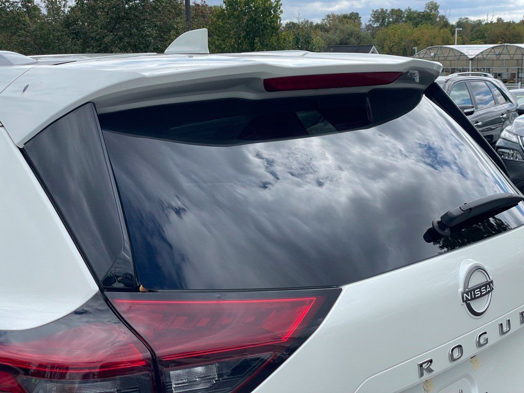 Certified 2023 Nissan Rogue SL w/ SL Premium Package AWD/4WD image 26