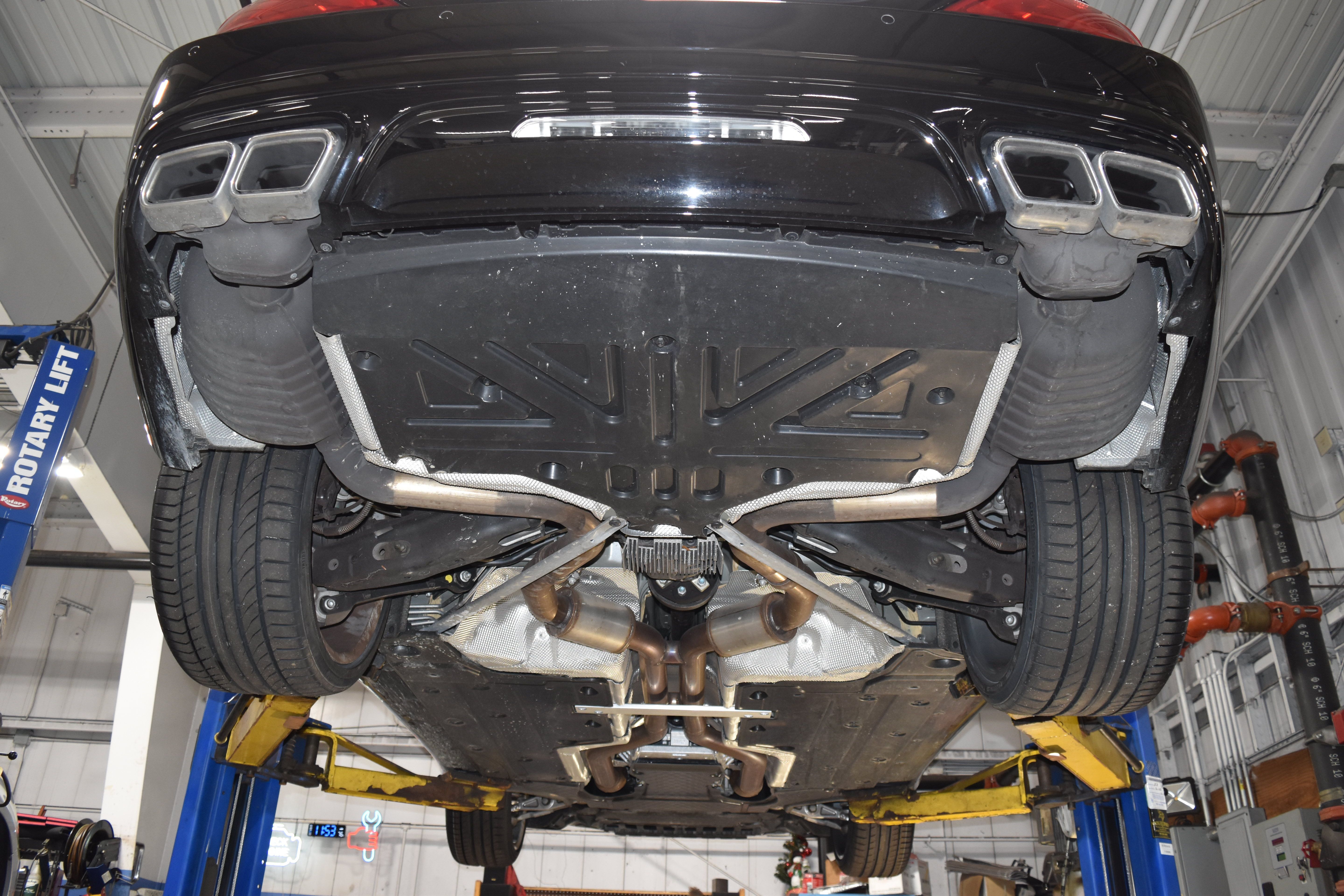 Used 2014 Mercedes-Benz SL 63 AMG image 29