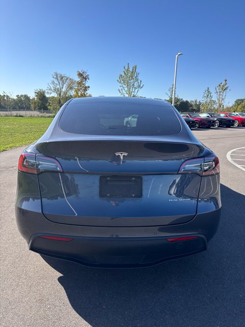 Used 2021 Tesla Model Y Long Range AWD/4WD image 4