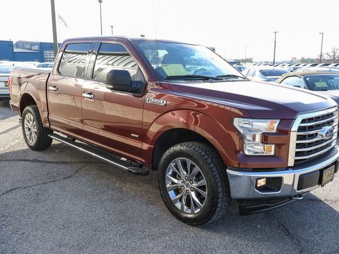 Used 2017 Ford F150 XLT w/ Equipment Group 302A Luxury image 3